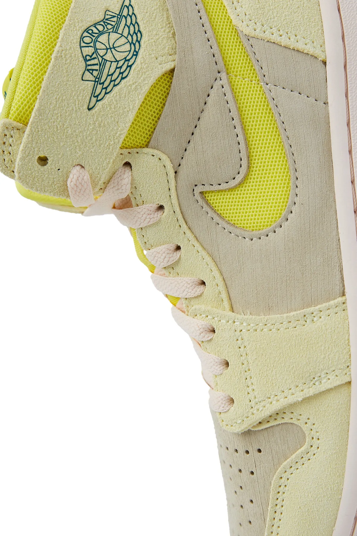 Air Jordan Womens 1 Zoom CMFT 2 'Citron Tint/Dynamic Yellow'