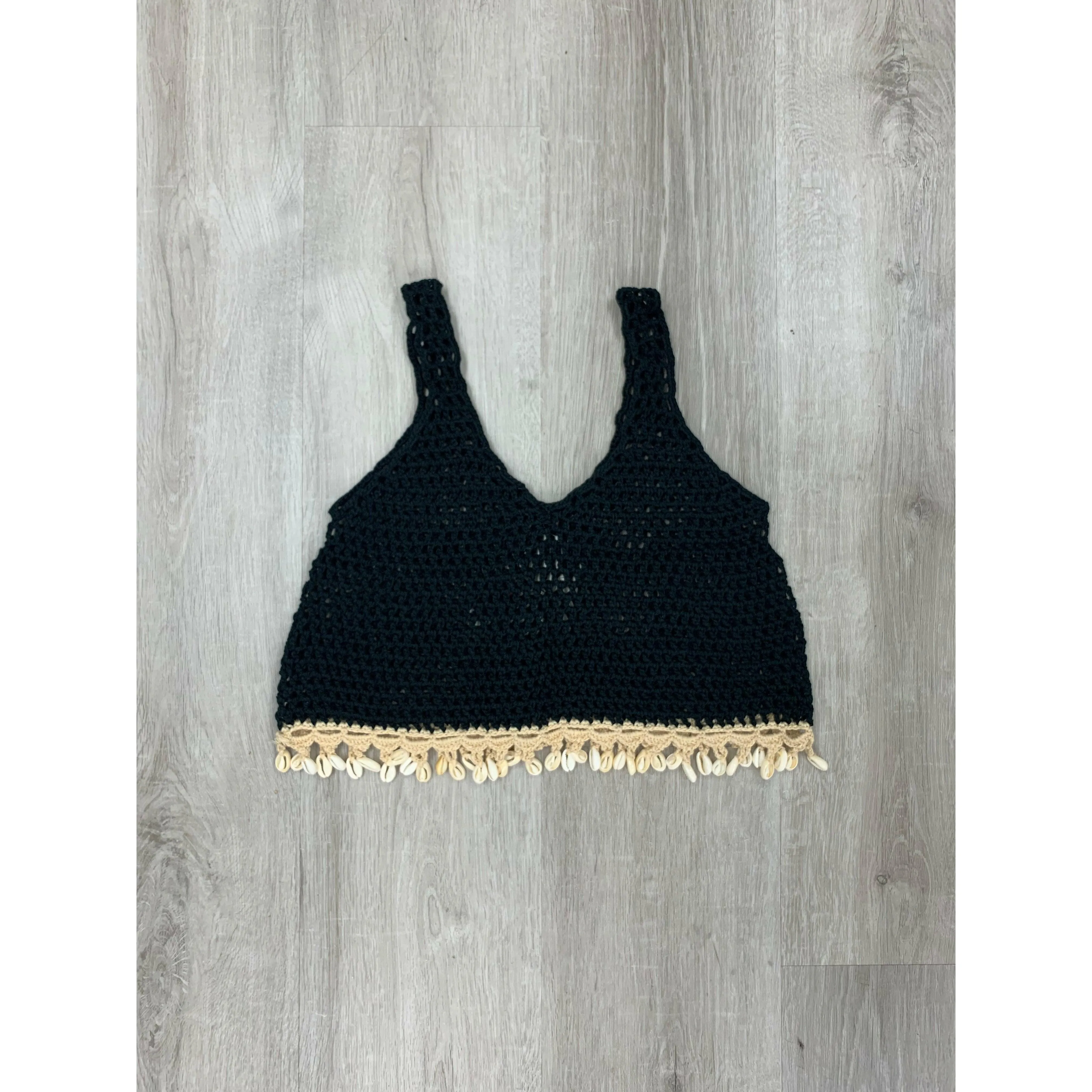 Dangling Sea-Shell Hem Crochet Crop Top