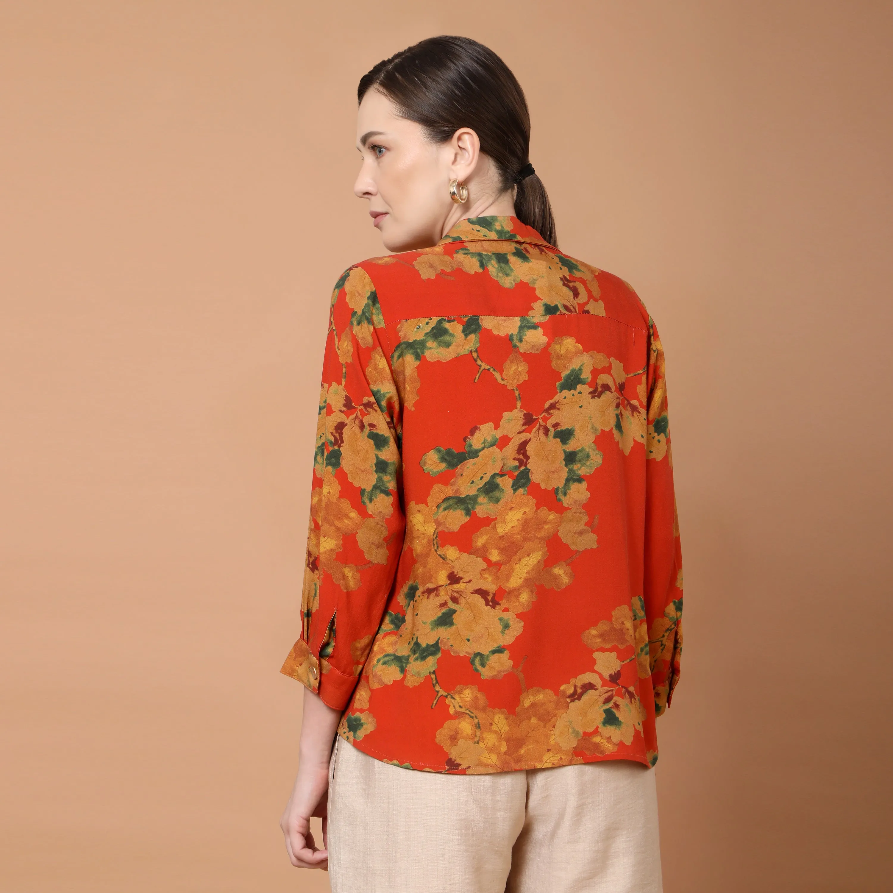 Flora lapel collared top