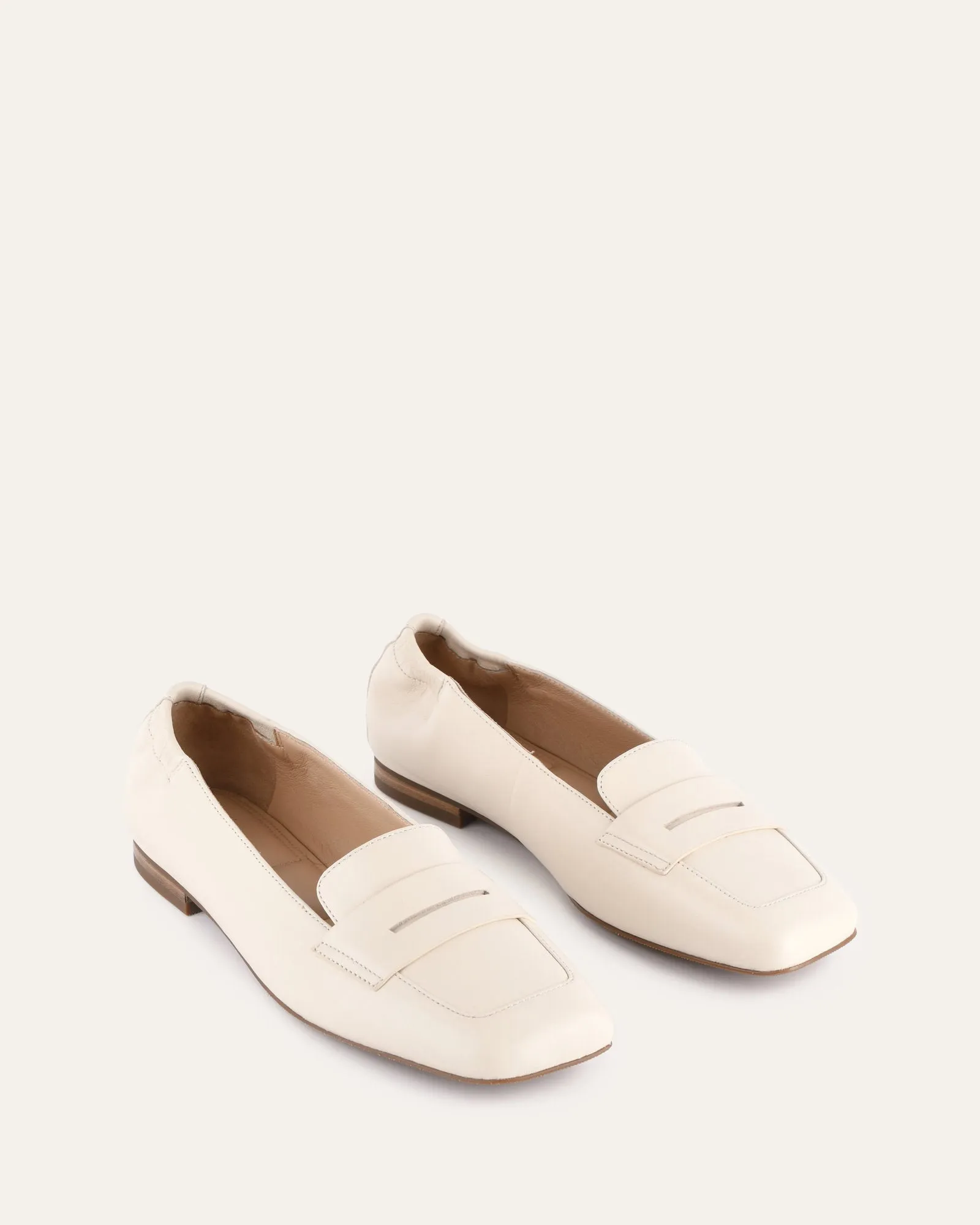 KENNEDY CASUAL FLATS OFF WHITE LEATHER