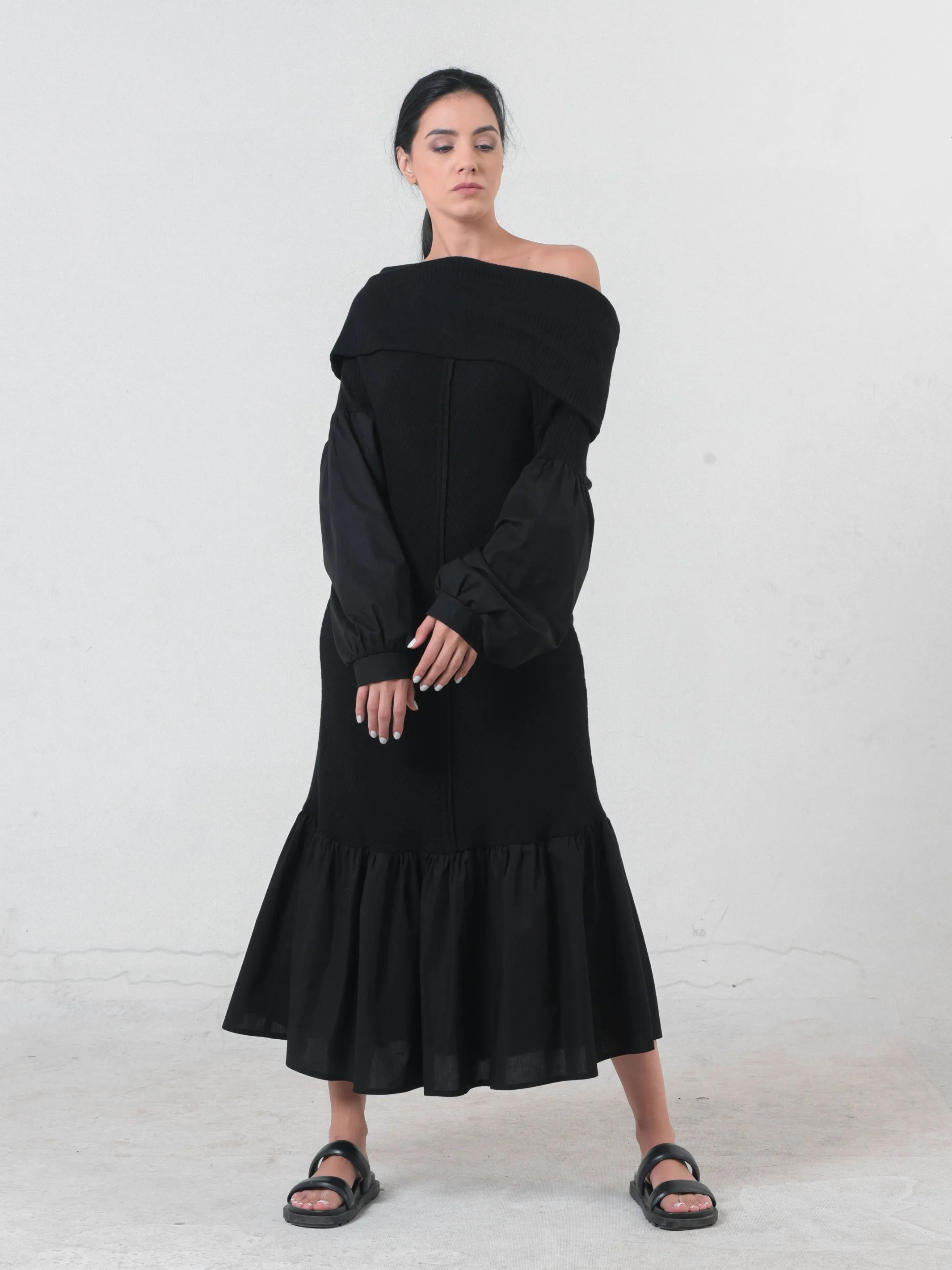 Knitted Off-The-Shoulder Dress In Black