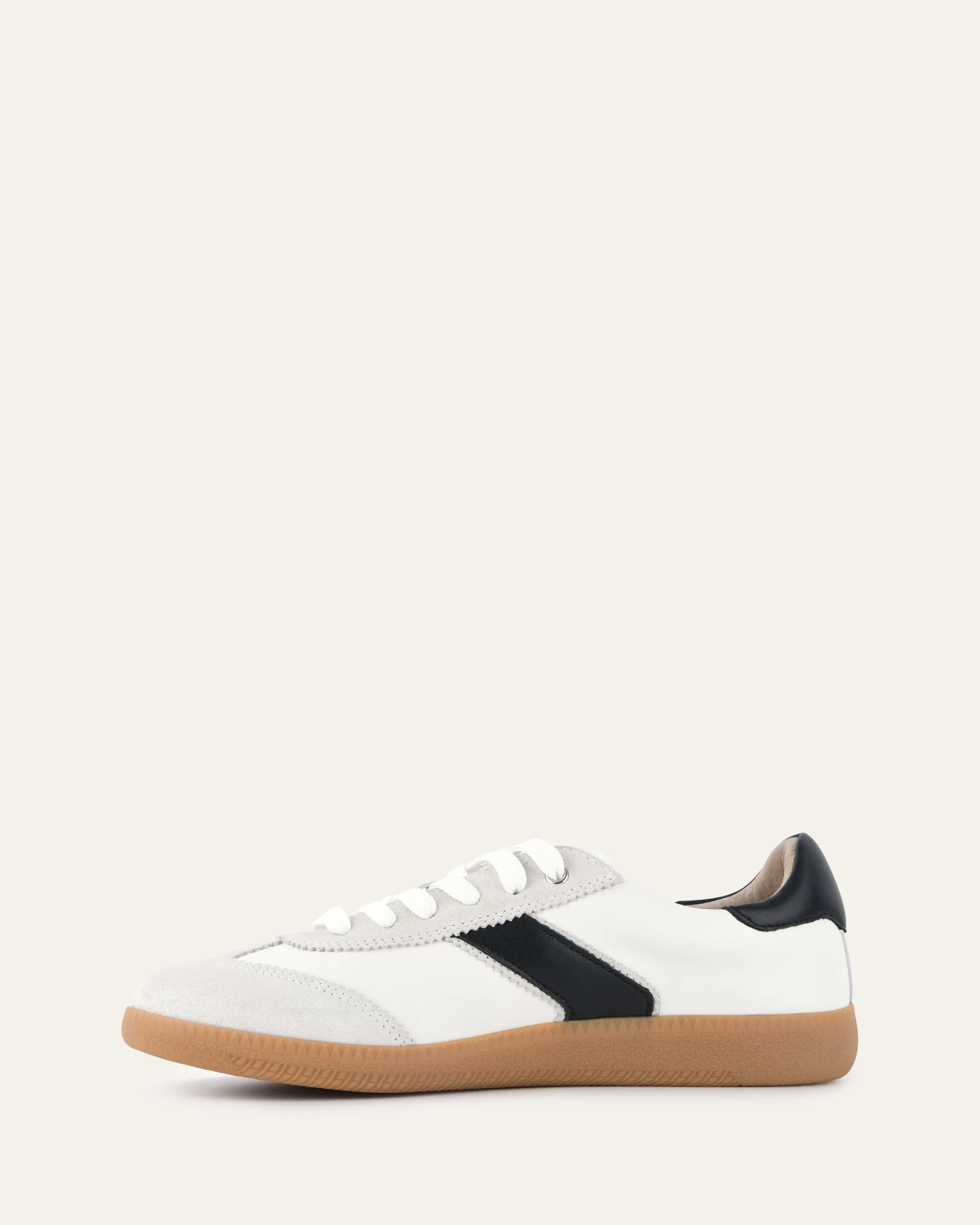 LOLA SNEAKERS WHITE BLACK LEATHER